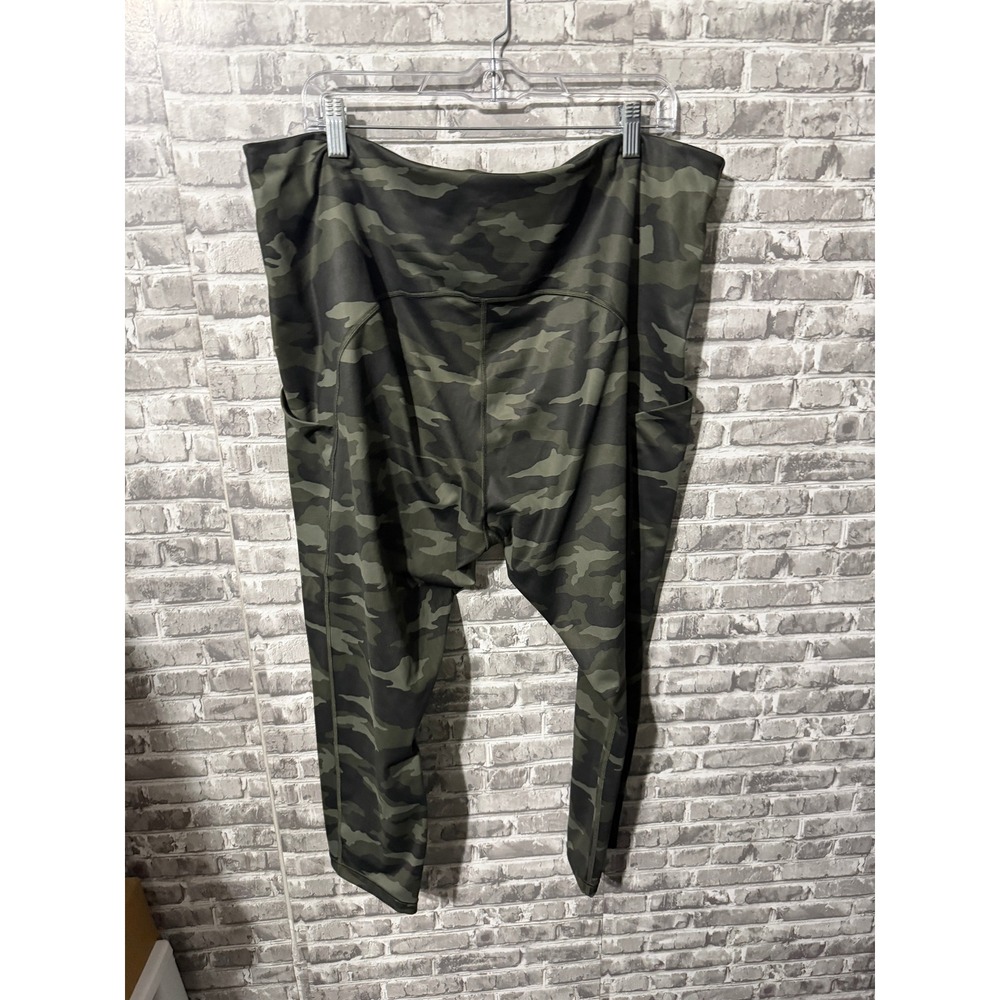 Athleta Ultimate Camo 7/8 Tight Green Camouflage Leggings Side Pockets 3X